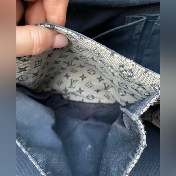 Louis Vuitton Mini Lin Sac A Maman Messenger Bag - Picture 13 of 16